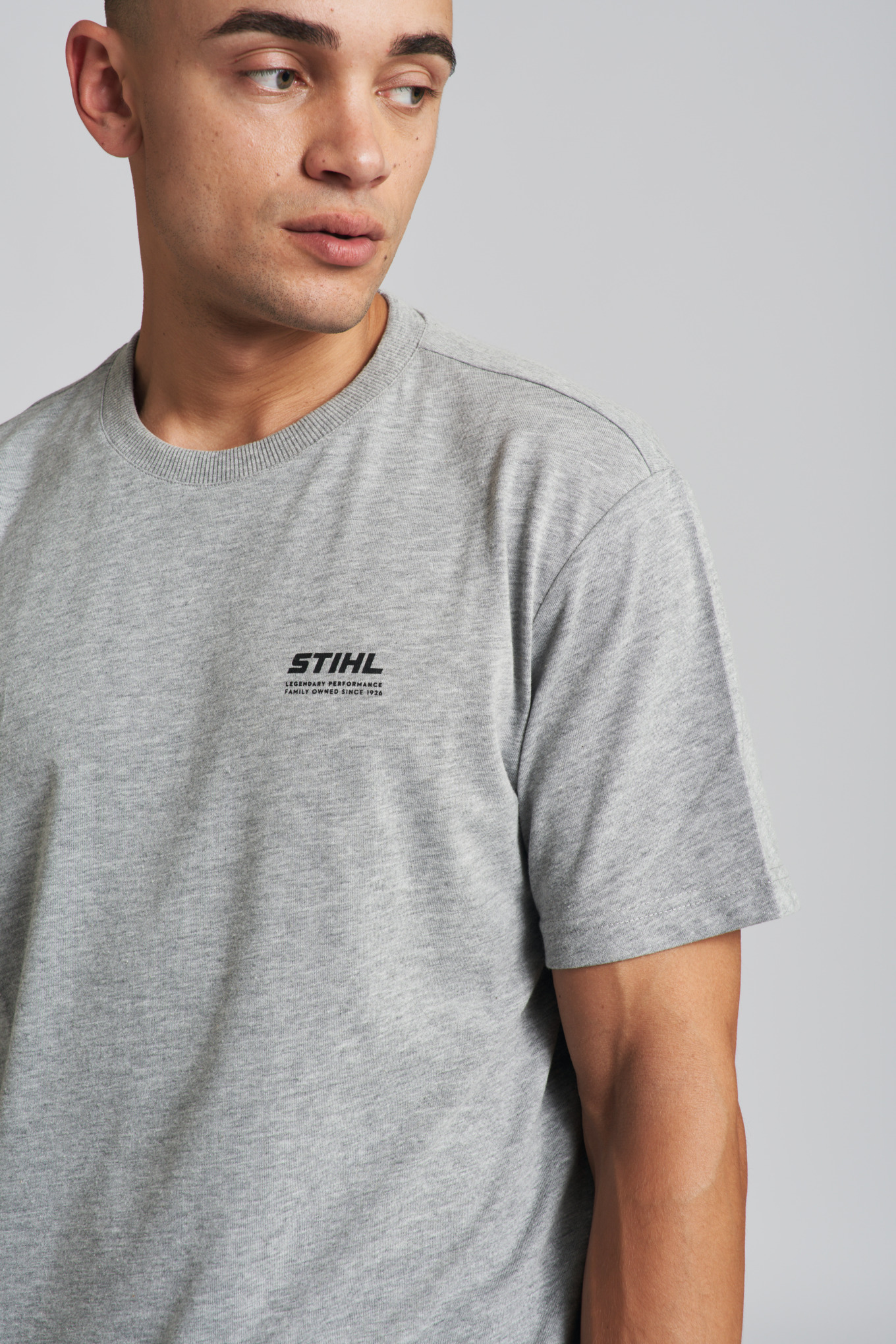 T-Shirt OVERSIZED Grau