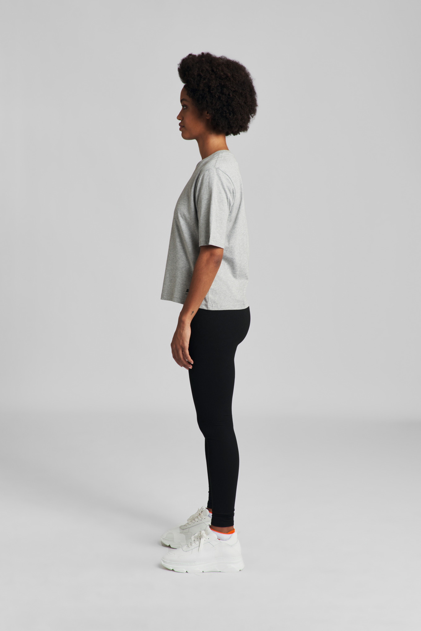 T-Shirt Damen SUSTAINABLE BOXY Grau