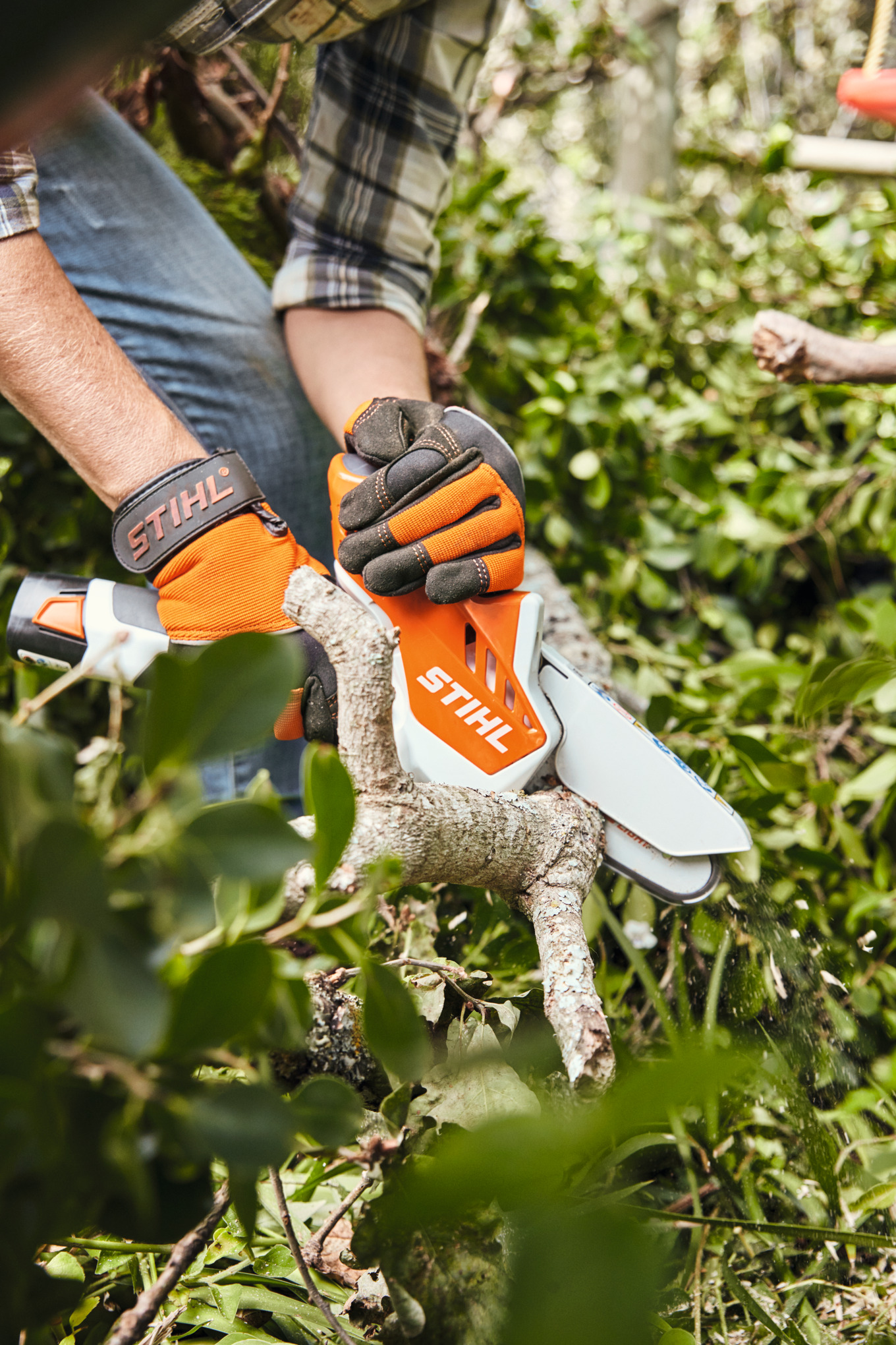 Stihl GTA 26 BATT SET Mini Chainsaw - O'Connor's Lawn & Garden