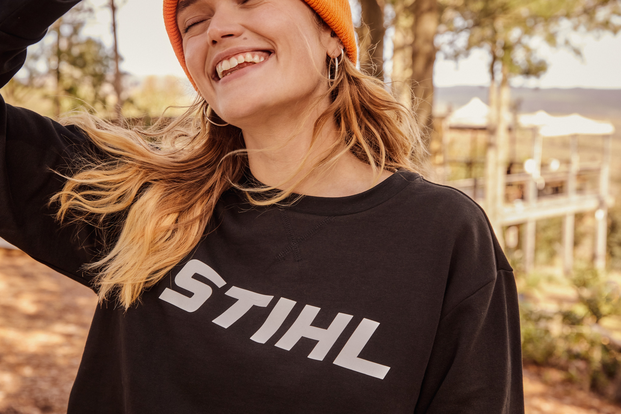 Sweatshirt LOGO WHITE schwarz