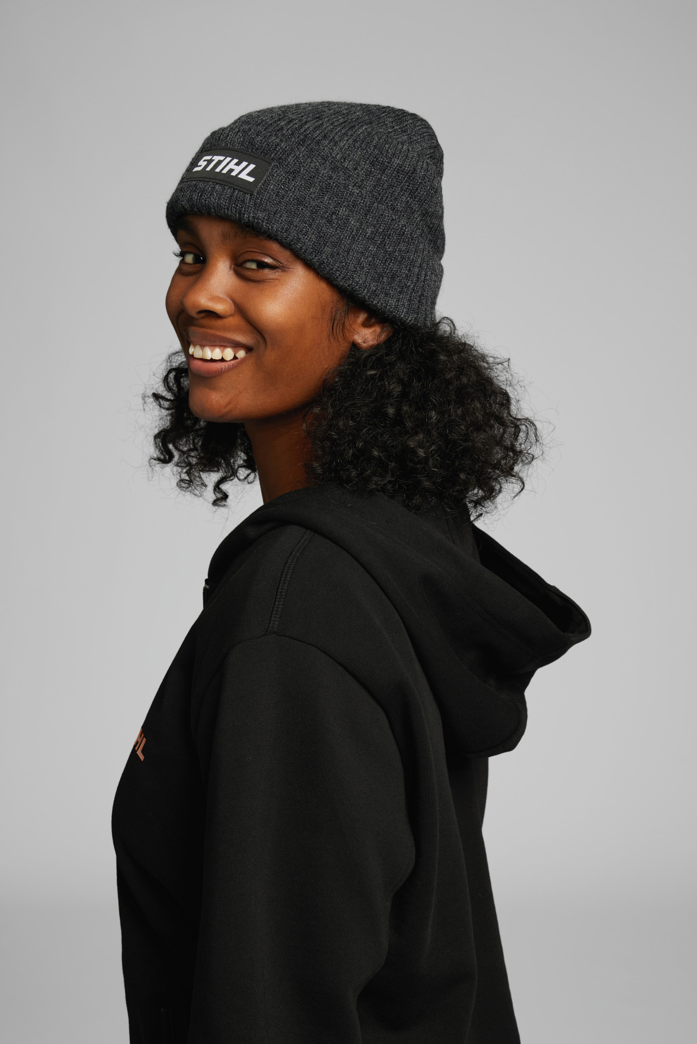 Beanie LOGO Grau