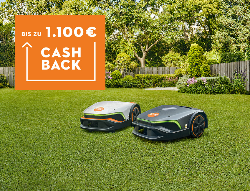 Zwei iMOW® Mähroboter stehen auf einer grüner Rasenfläche und ein Cashback Badge bis zu 1.100 EUR ist zu sehen.